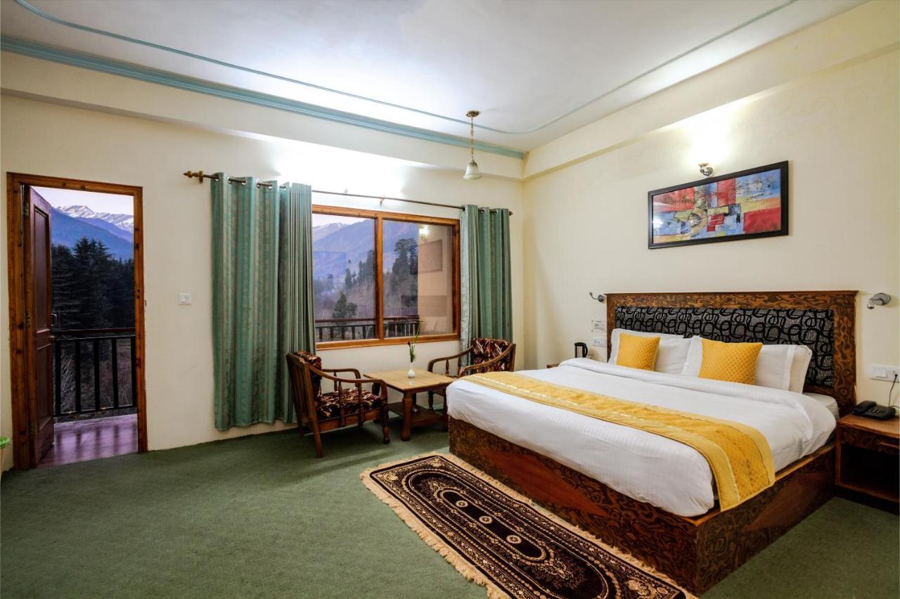 Hotel Prini Palace Manāli Exteriér fotografie